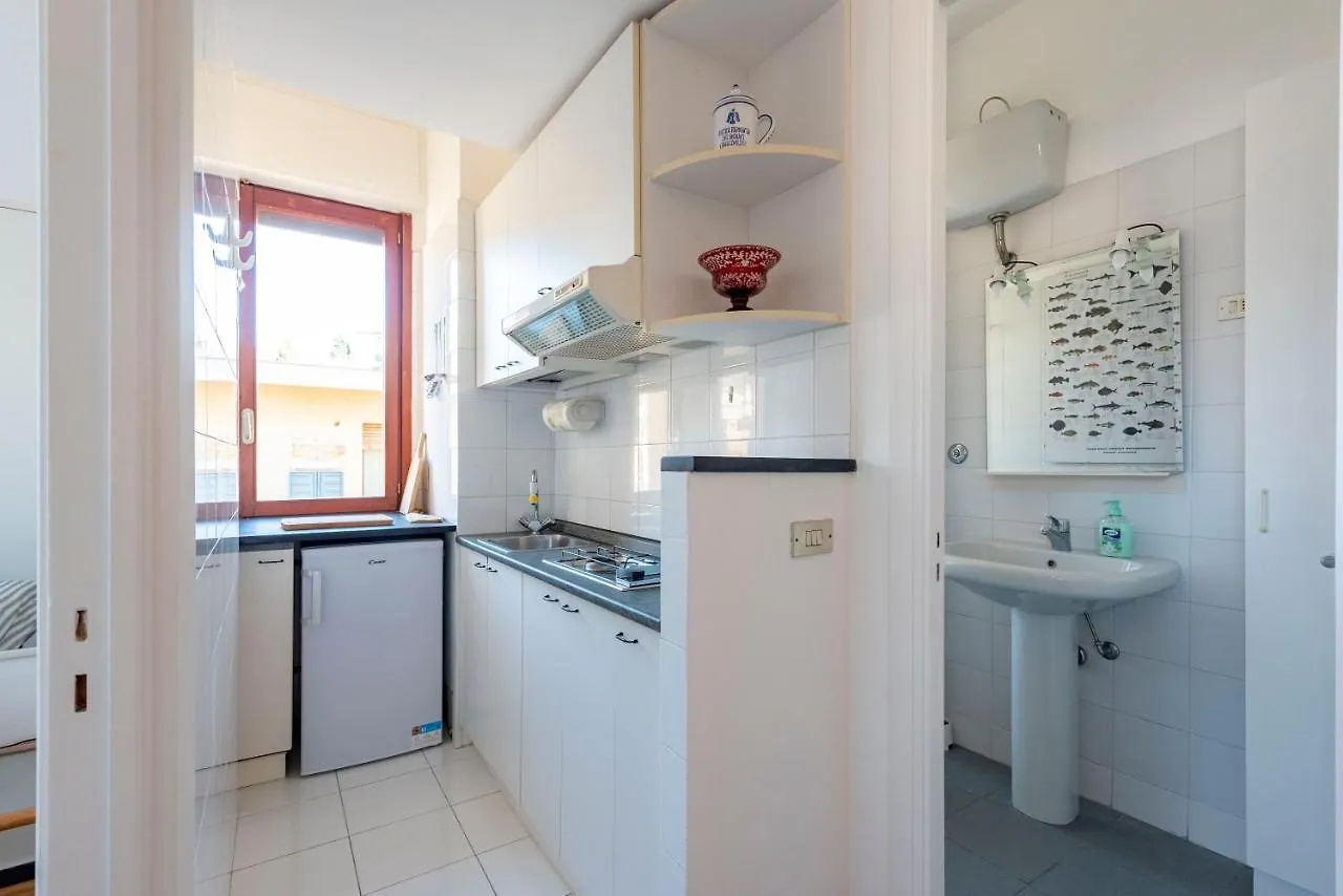 Joivy Cosy Flat With Terrace Near Rapallo Castle 0*,